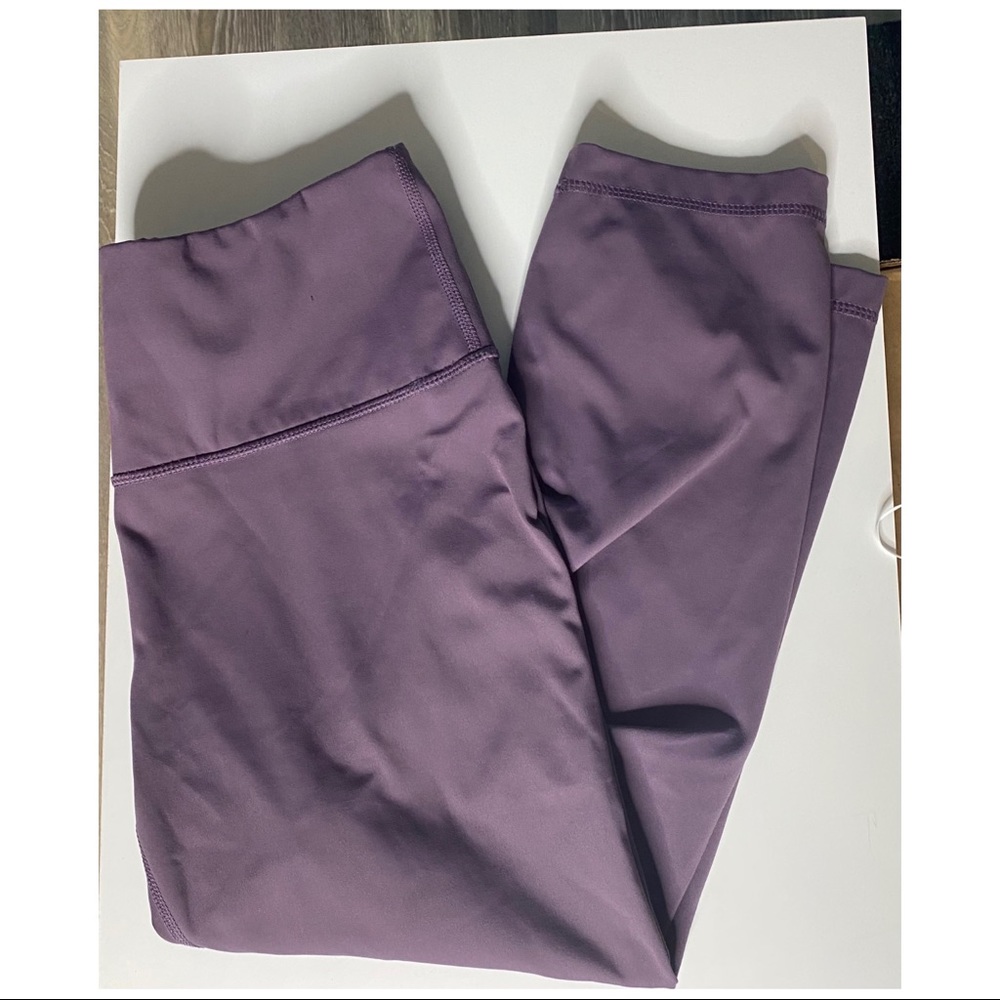 Purple crop leggings
